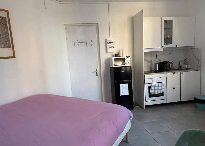 Appartement Renove Moderne - Centre Metro, Wifi Rapide *